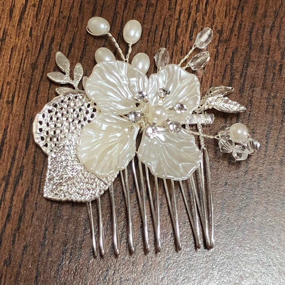 New Bridal Silver Flower Leaf Hair Comb for Wedding Prom Party Bride Bridesmaid